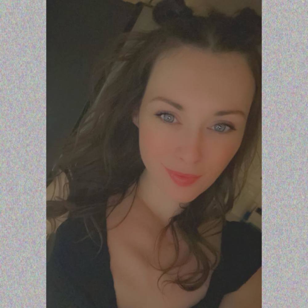 Meet your Posher, Aria